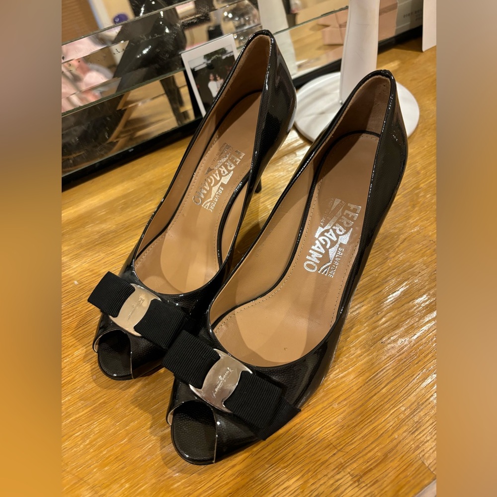 FERRAGAMO Pola Patent Leather Peep-Toe Pumps